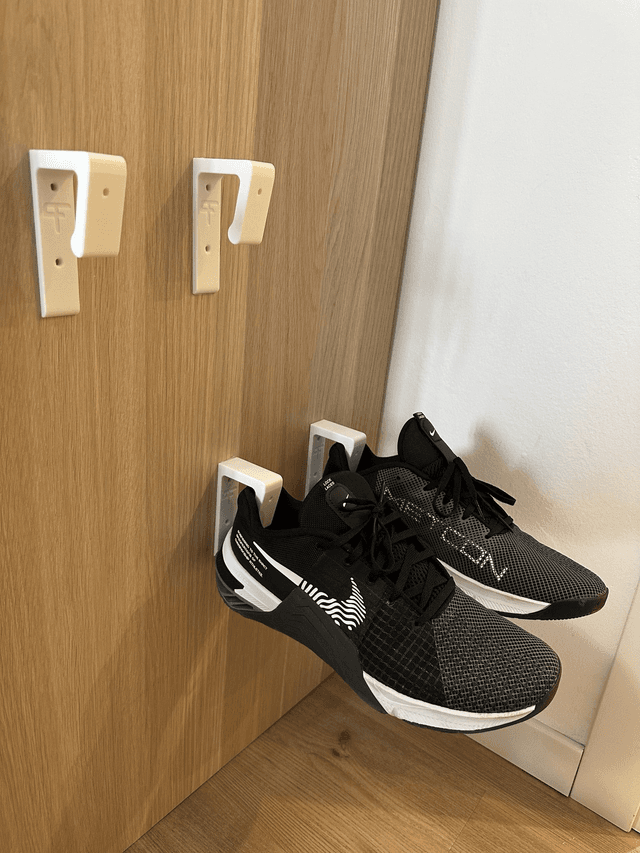 Sneaker wall mount